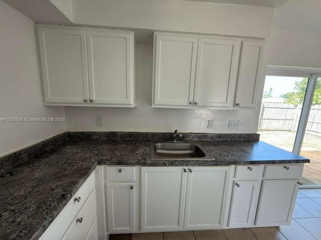 5436 Tenth Avenue #A - Photo 6 of 12