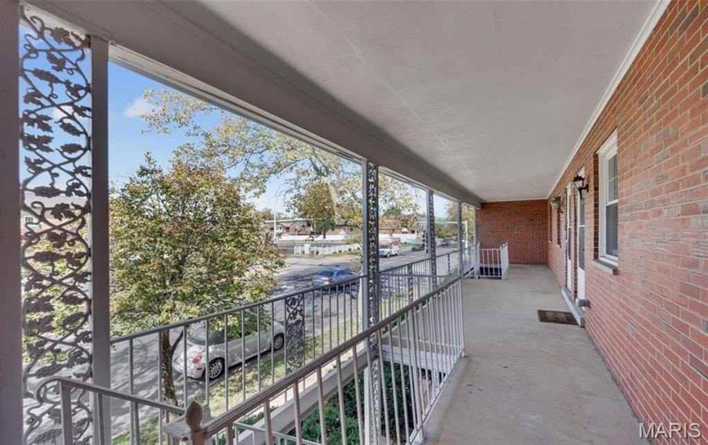 6308 S Grand Blvd - Photo 5 of 26