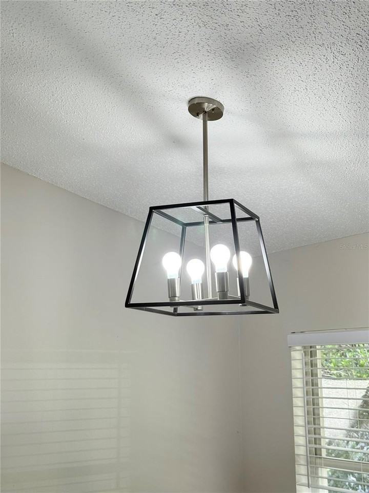 5215 Martinique Dr - Photo 7 of 30