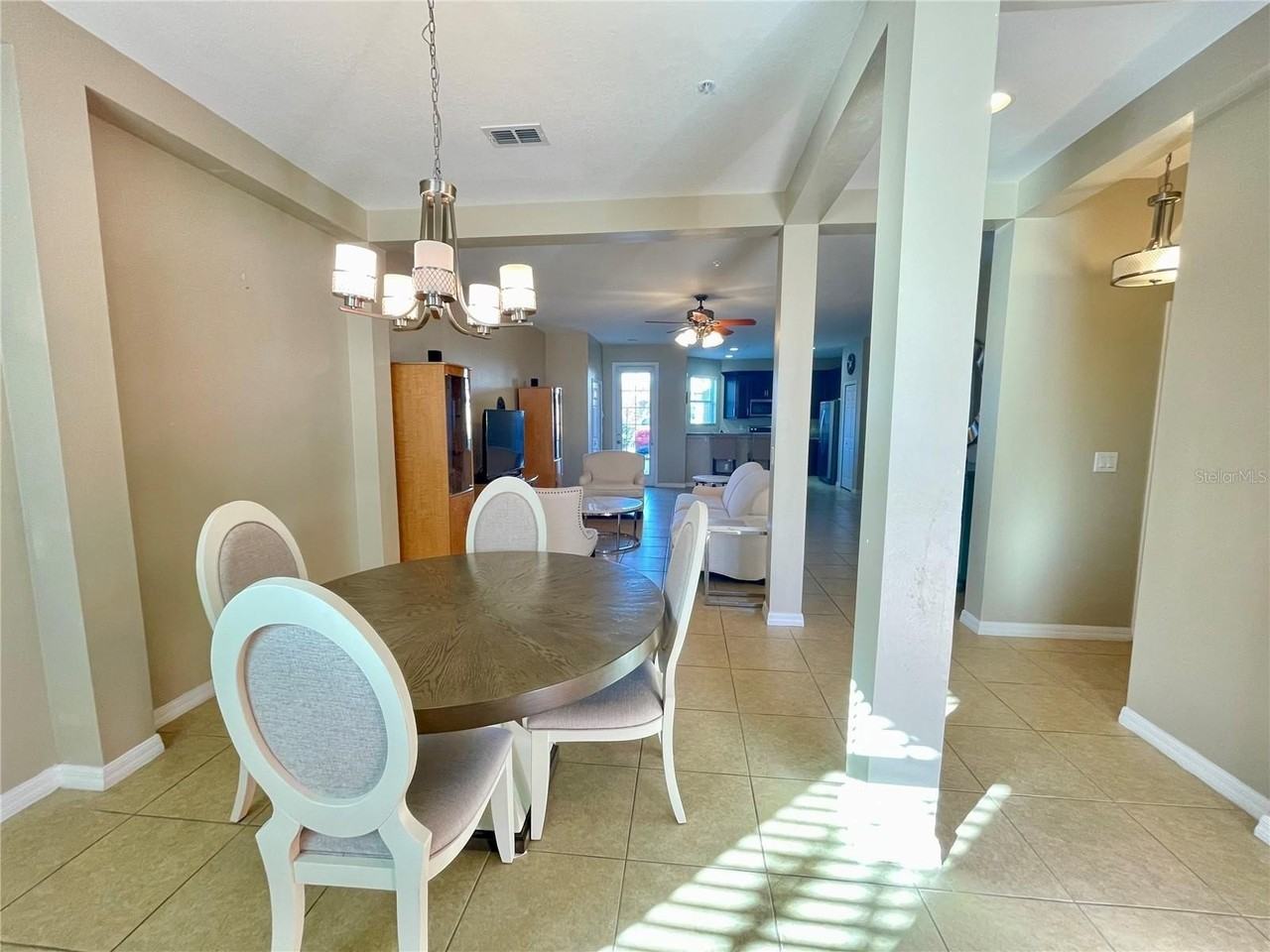 10060 Hartford Maroon Rd - Photo 7 of 48