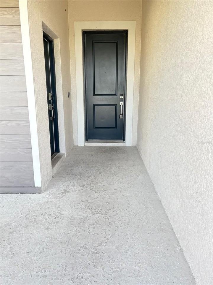 121 Aces High Ln - Photo 2 of 30