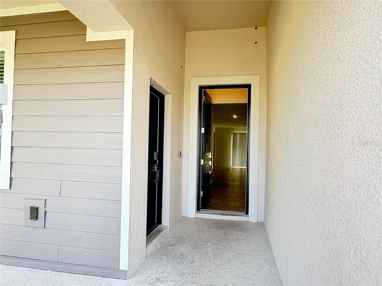 121 Aces High Ln - Photo 4 of 30