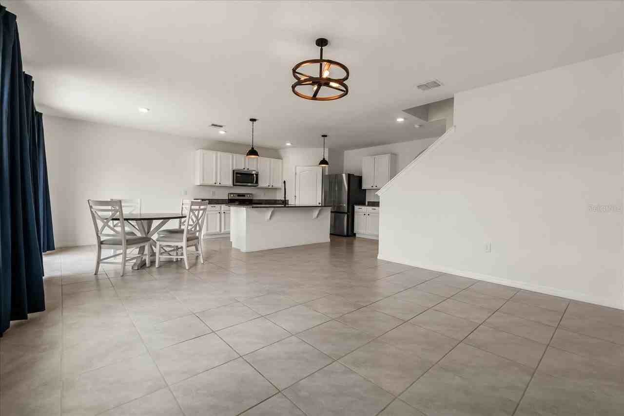 6814 Grace Hammock Rd - Photo 5 of 41