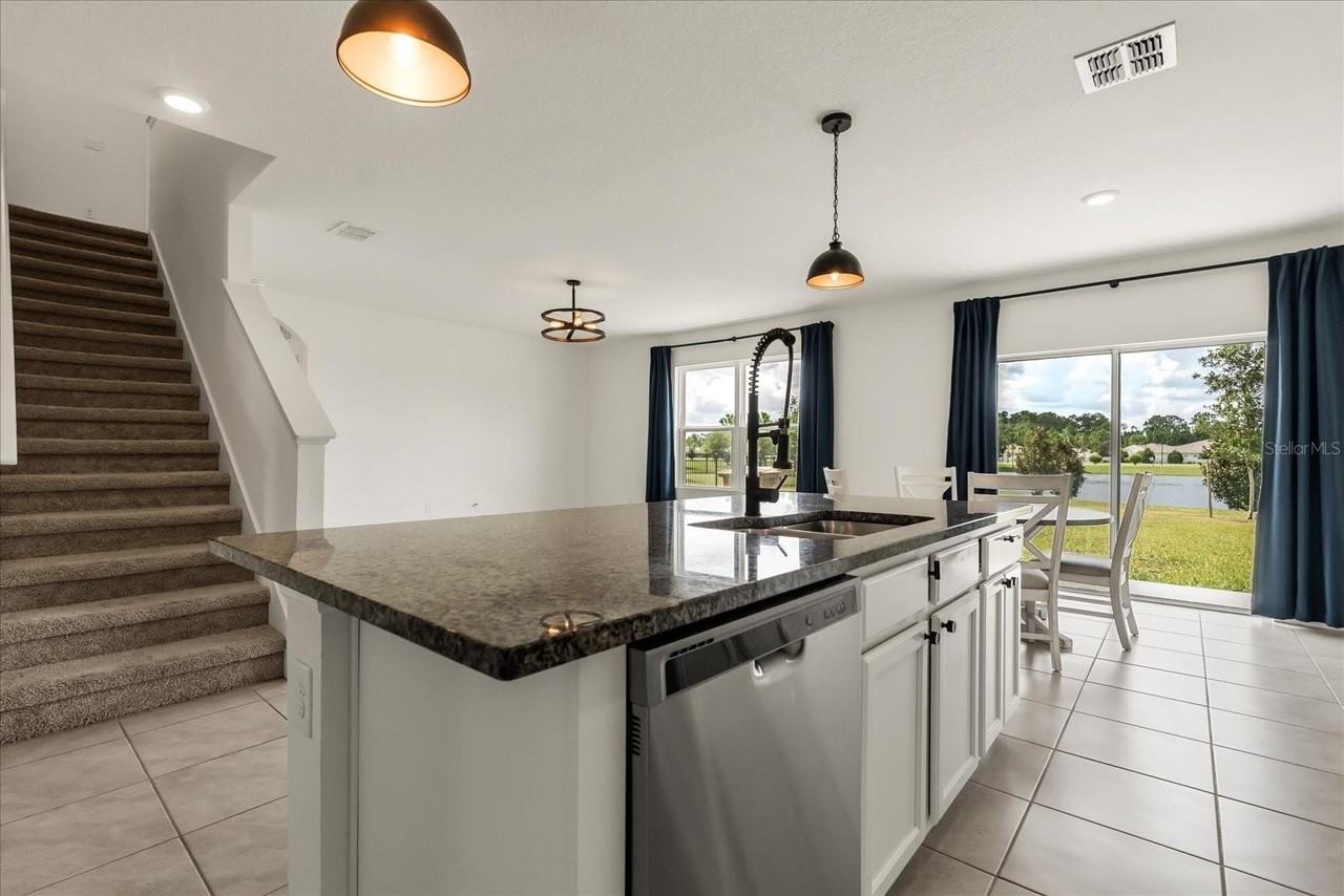 6814 Grace Hammock Rd - Photo 6 of 41