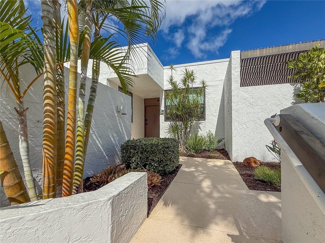 609 Bayport Way #609 - Photo 2 of 50