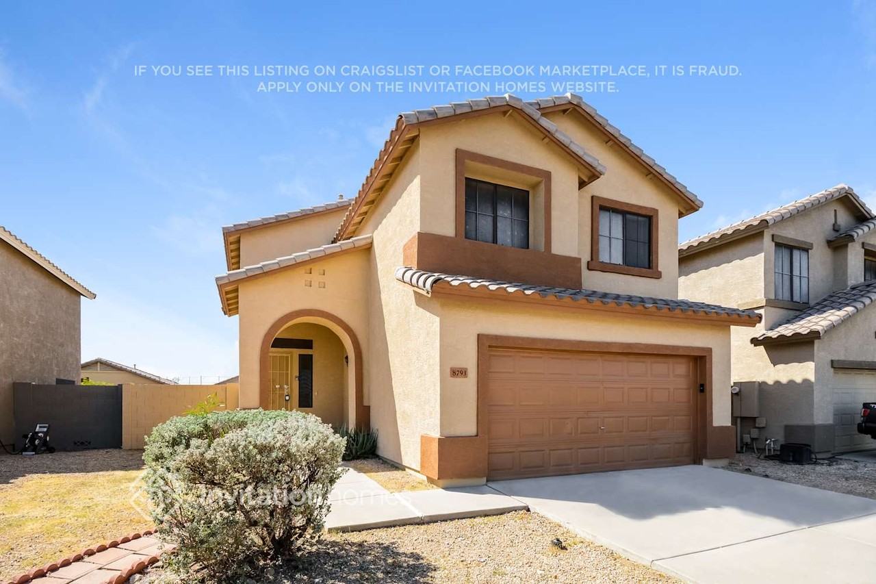 8793 W Laurel Ln - Photo 2 of 17