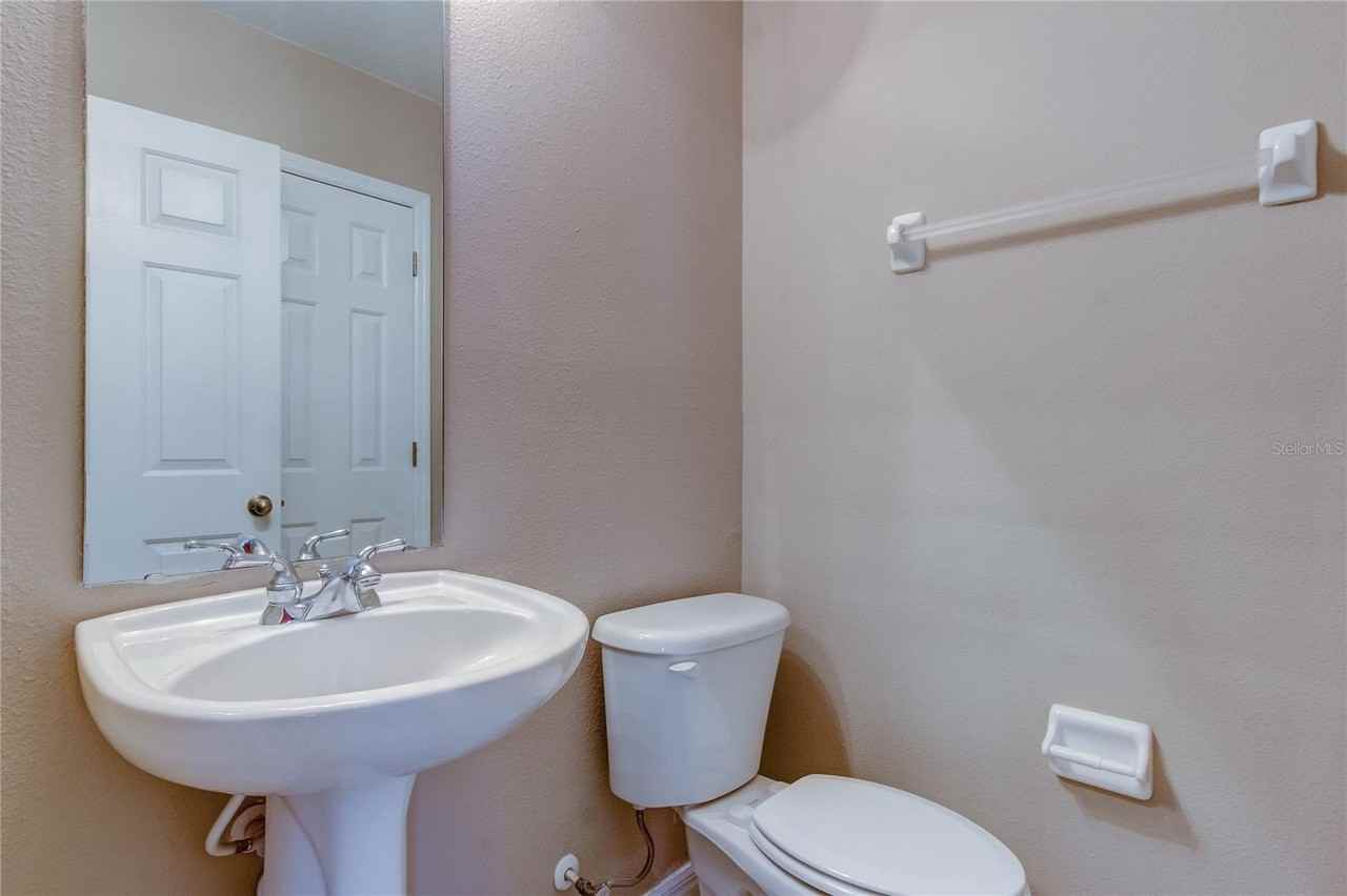 5329 Anhinga Trl - Photo 3 of 47