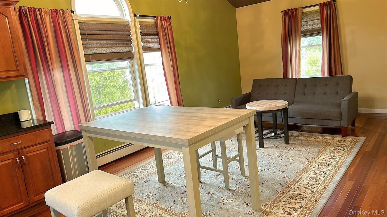 315 Arcadia Rd - Photo 5 of 7