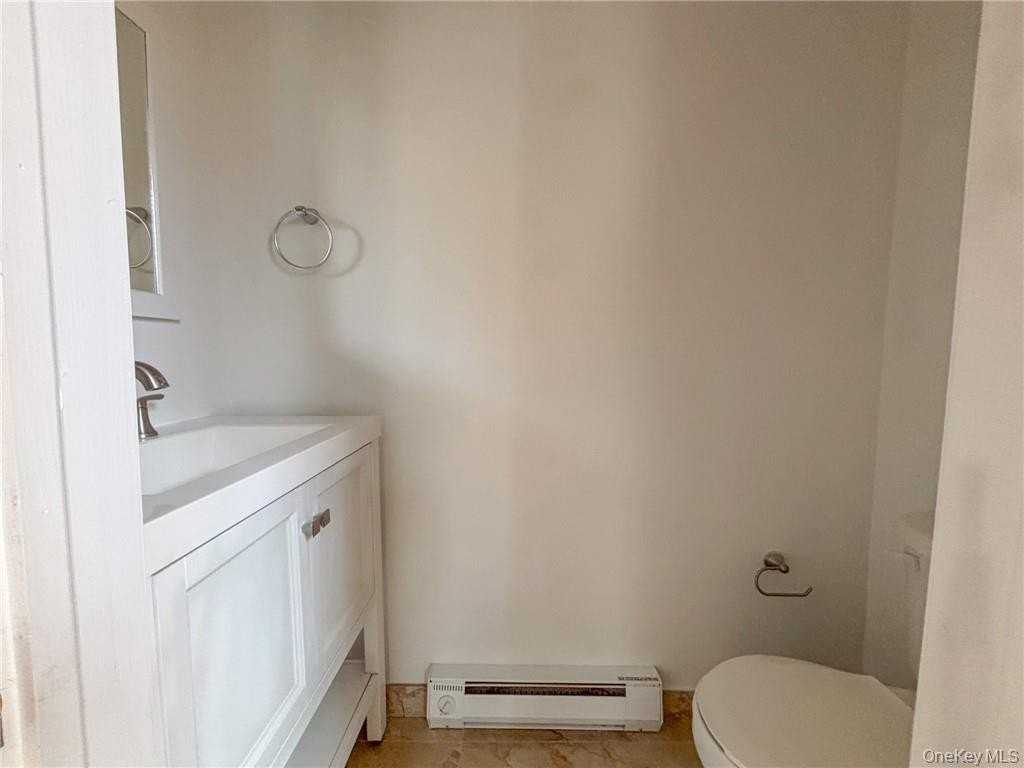 63 Orchard St #2N - Photo 7 of 19