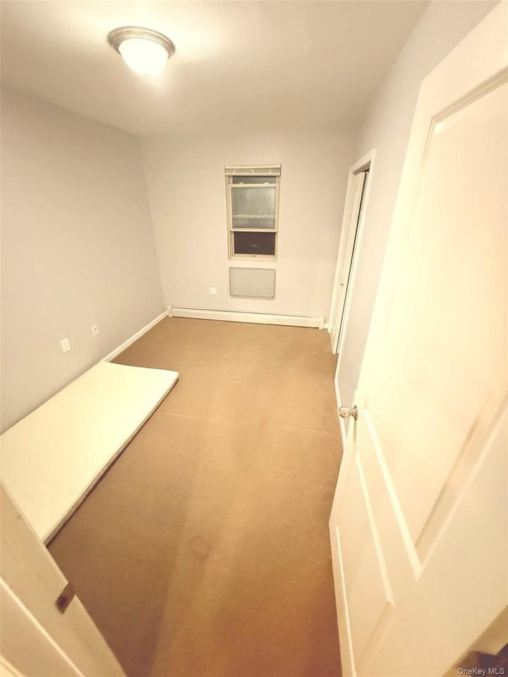 3234 106th St #2FL - Photo 3 of 8