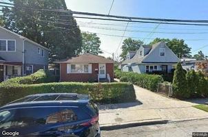 featured image of 16 Garfield Ave