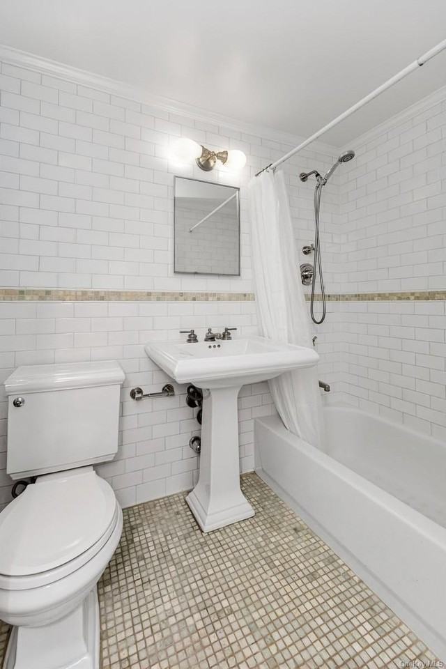348 East 89th Street #7E - Photo 6 of 9