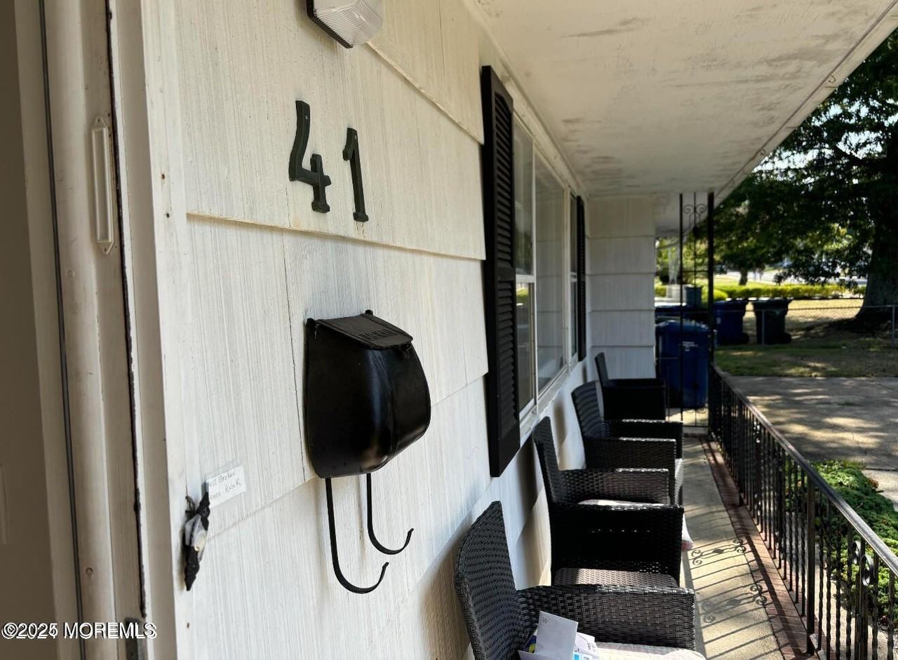 41 Heath Ave - Photo 2 of 16