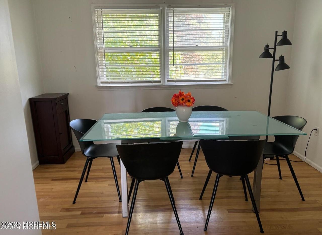 41 Heath Ave - Photo 5 of 16