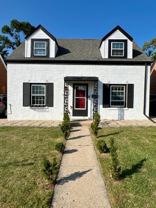 7802 W Victoria St - Photo 1 of 1
