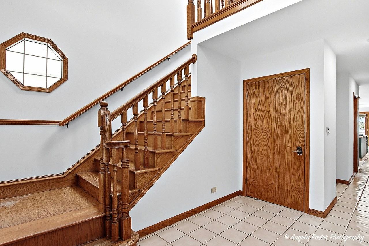 22806 West Loon Lake Boulevard - Photo 6 of 47