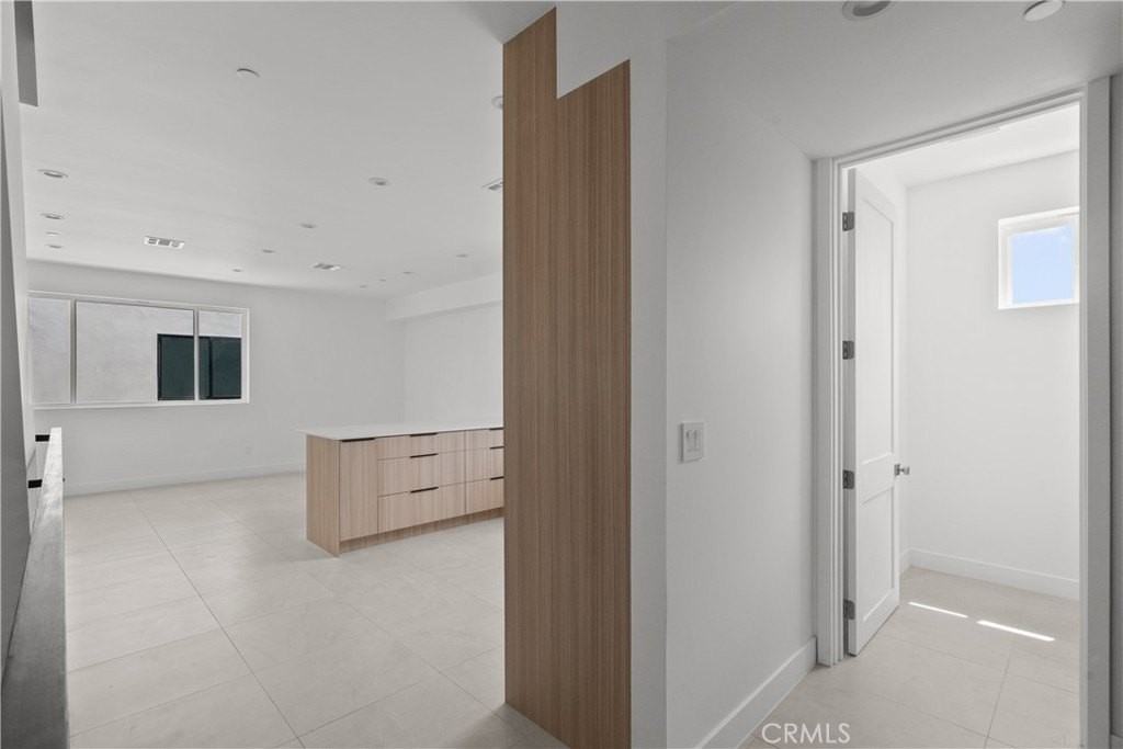 13944 Vanowen St - Photo 4 of 25