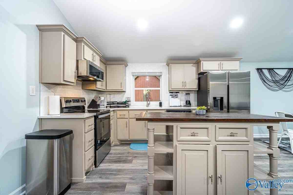 7707 Bailey Cove Rd Se - Photo 5 of 19