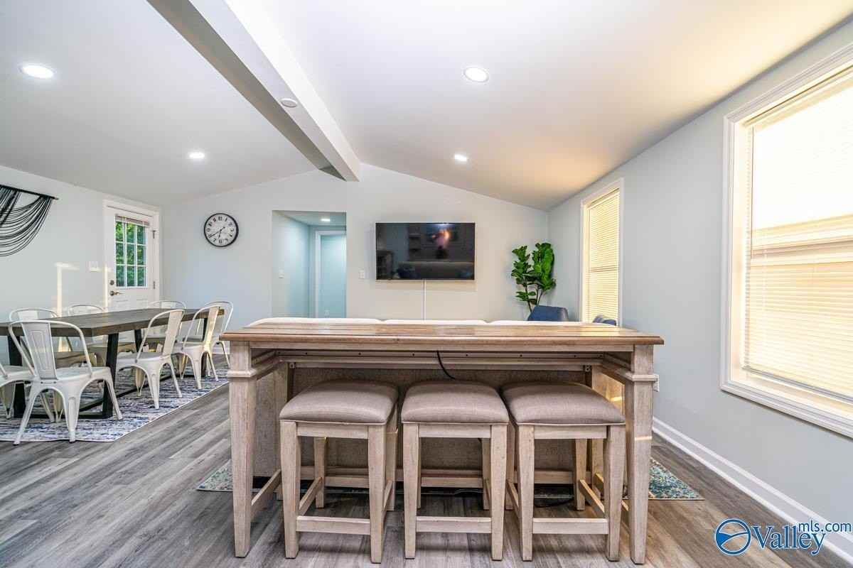 7707 Bailey Cove Rd Se - Photo 6 of 19