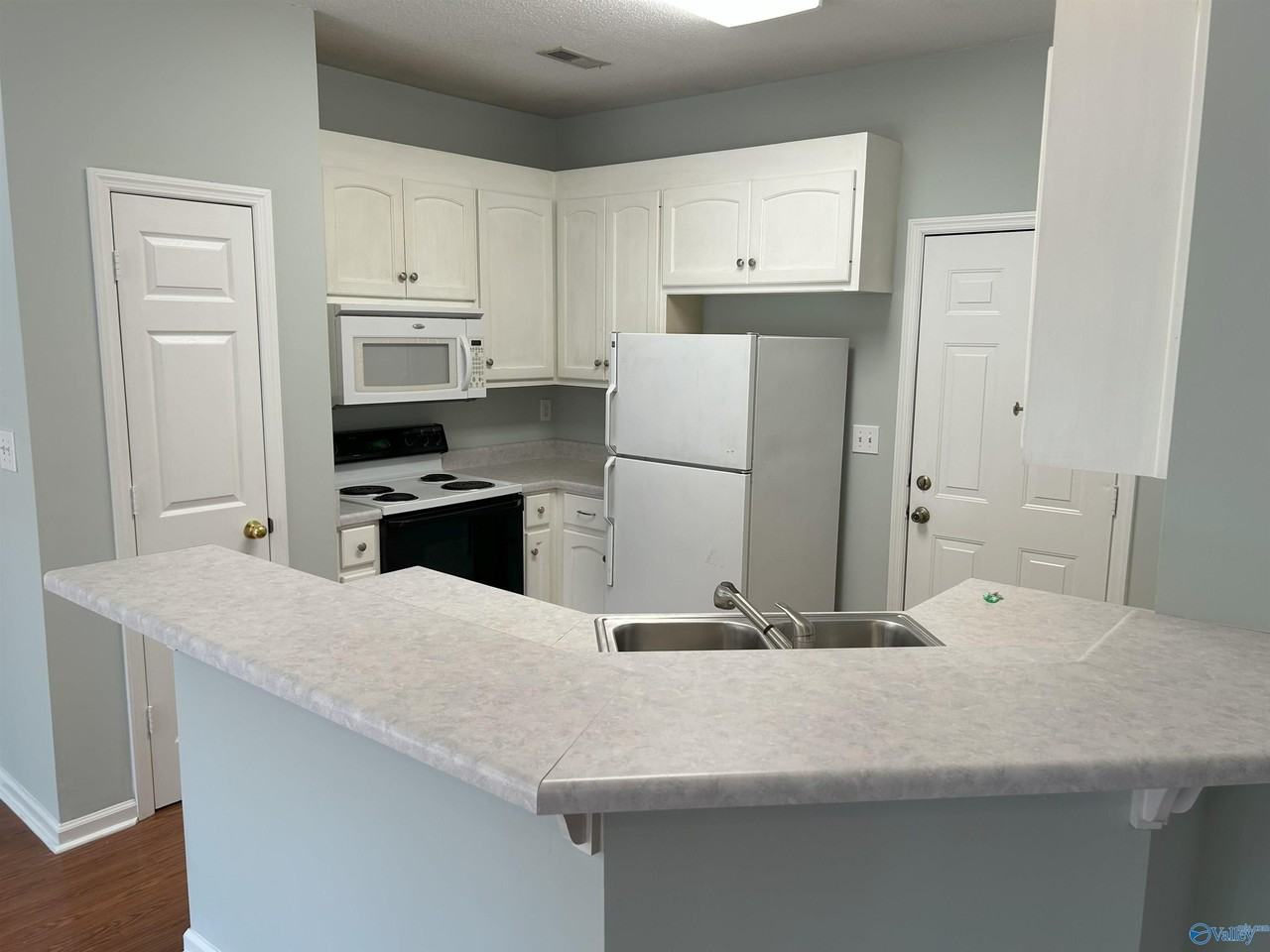 225 Postwood Ct - Photo 2 of 14