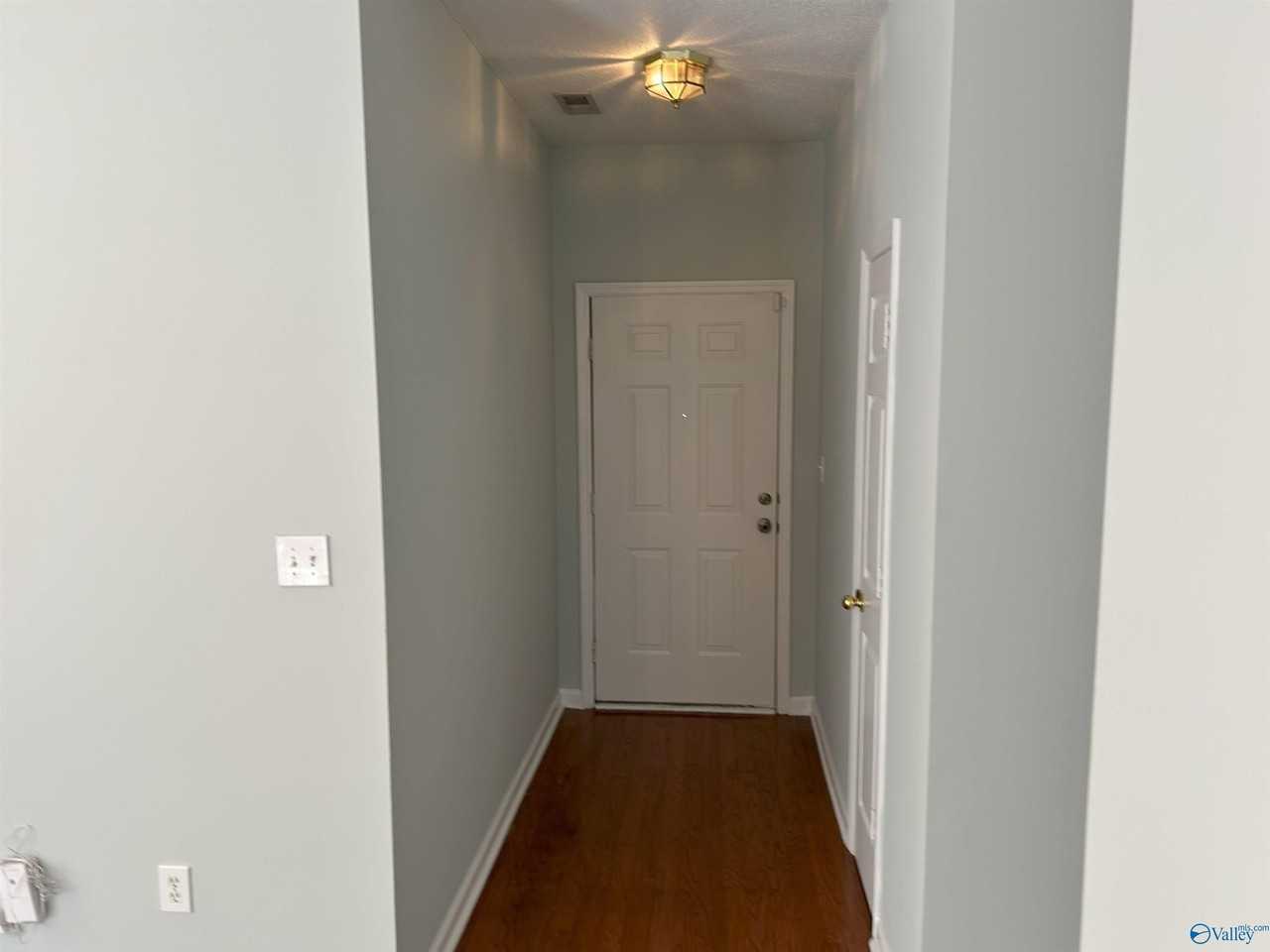 225 Postwood Ct - Photo 7 of 14