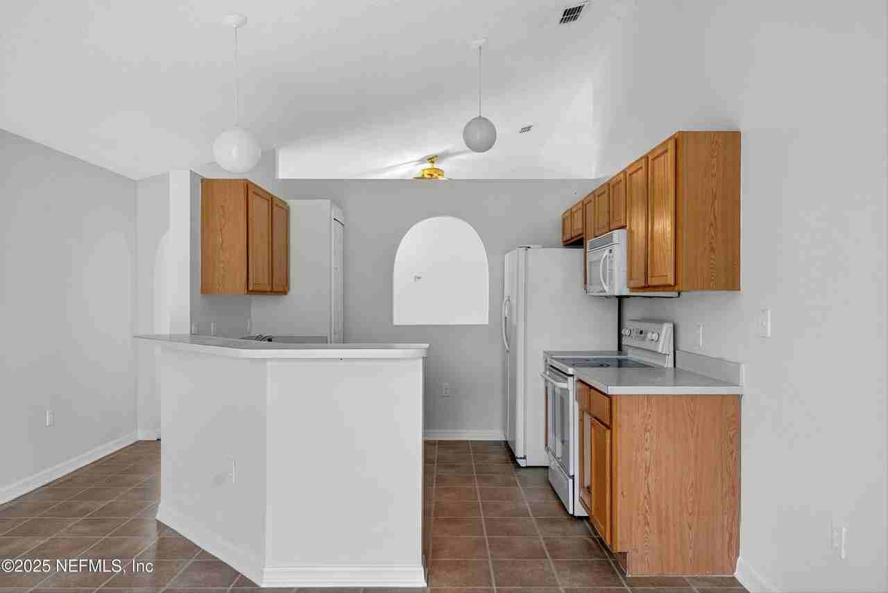 2042 Wiley Oaks Ln - Photo 7 of 21