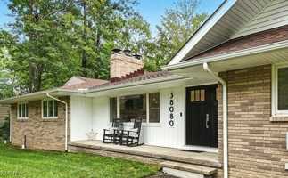 featured image of 38080 Berkeley Ave