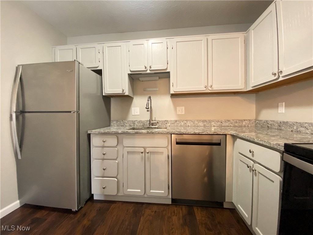 1480 Cedarwood Dr #21D - Photo 7 of 25