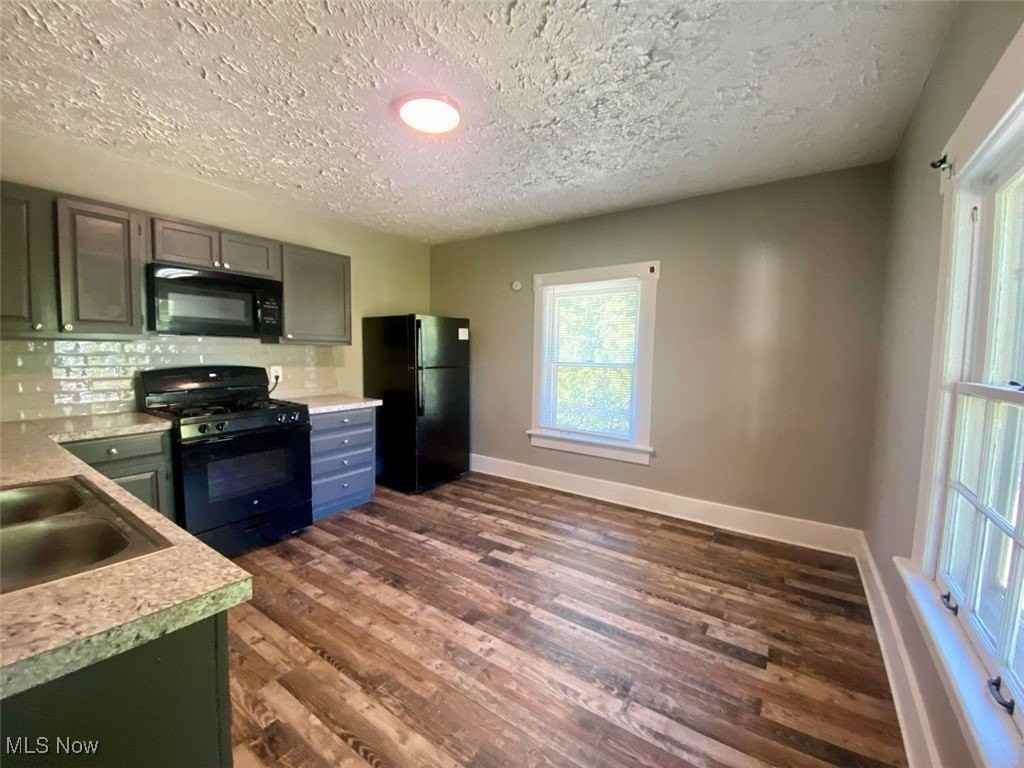 999 W Exchange St Unit 2 #2 - Photo 4 of 8