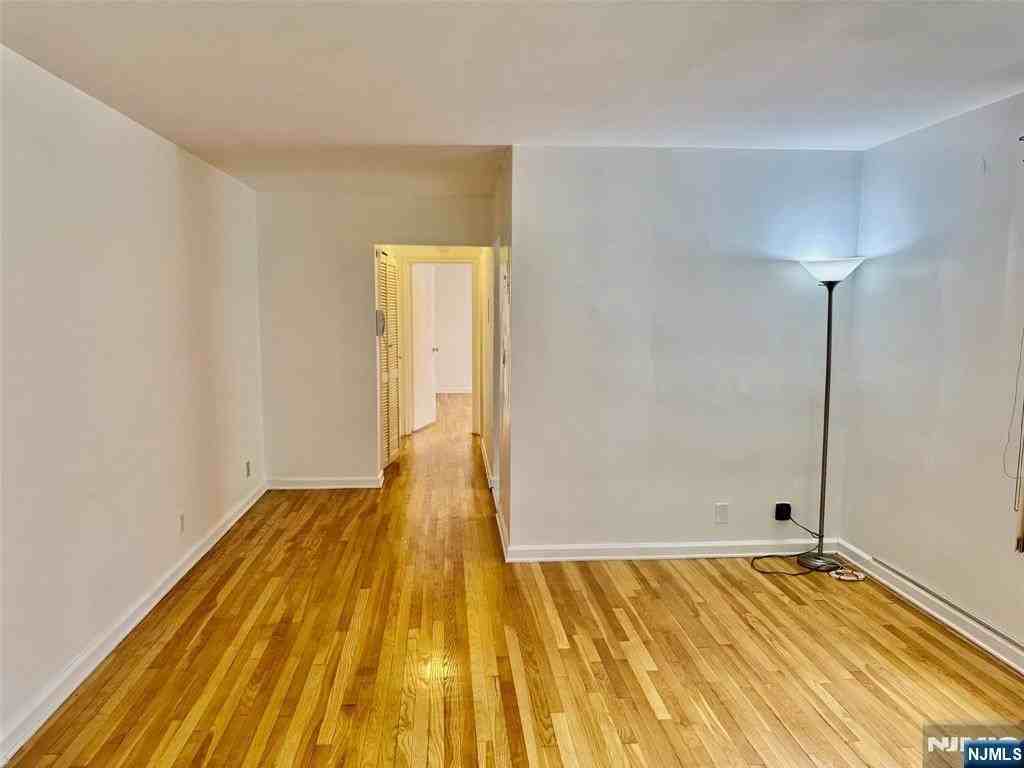 2330 Linwood Avenue 2 C - Photo 4 of 17