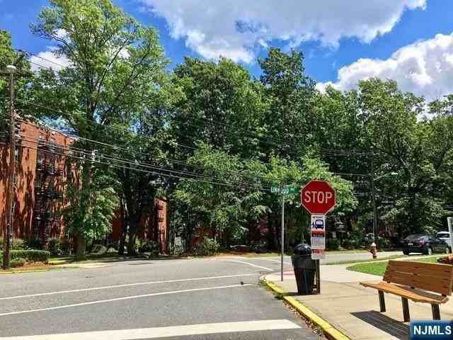 2330 Linwood Avenue 2 C - Photo 5 of 17