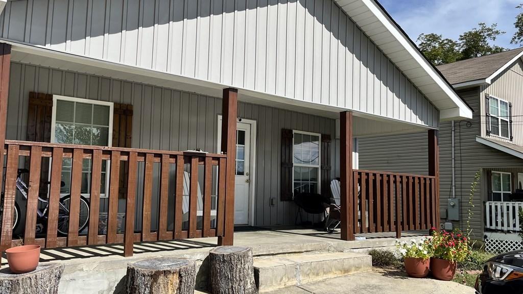 1121 Dozier Street - Photo 2 of 23