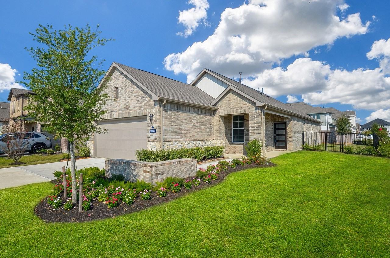 21102 Armstrong County Dr