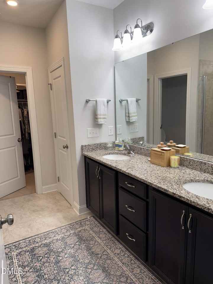 202 Otis Way - Photo 7 of 28