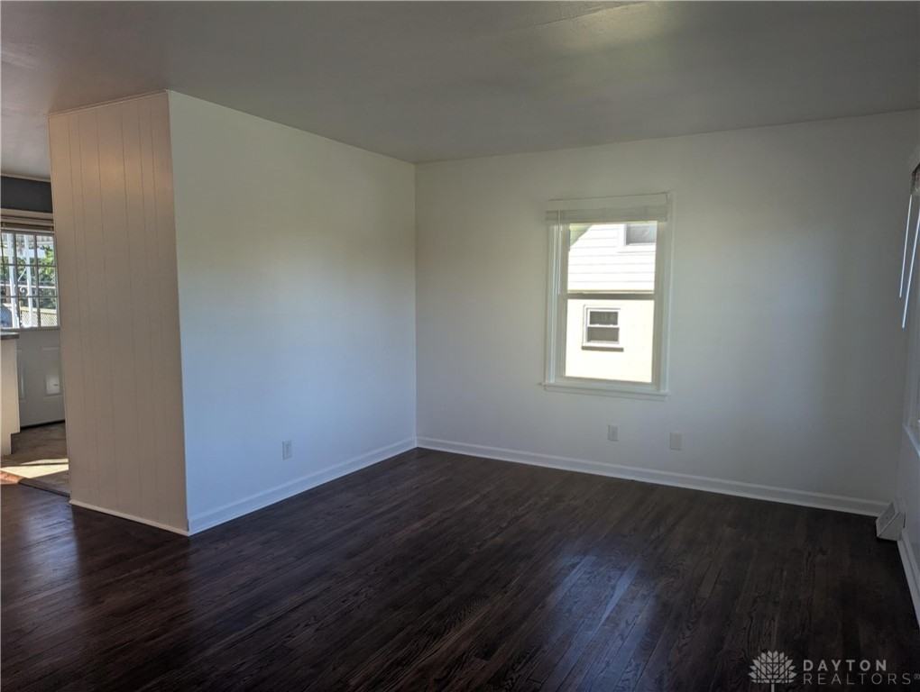 7101 Dunn Rd - Photo 3 of 26