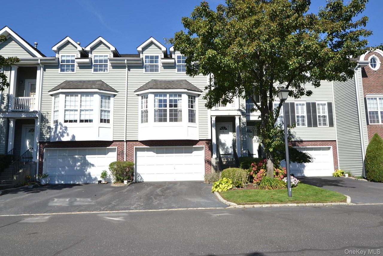 21 Paddington Cir - Photo 2 of 27