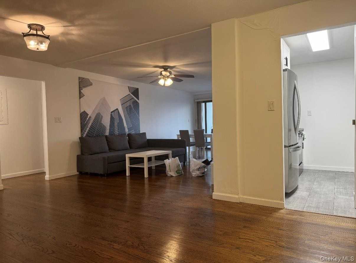 235 W Park Ave ##308 - Photo 7 of 39