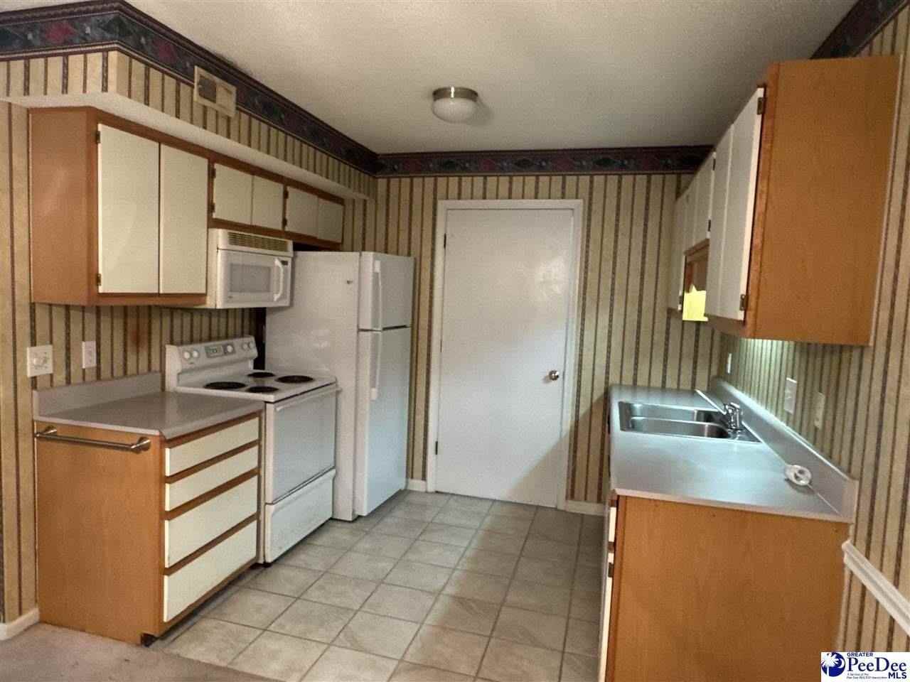 1103 Old Ebenezer Road - Photo 5 of 12