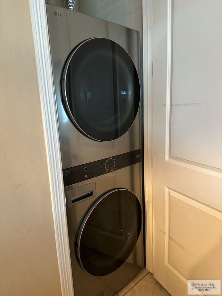 102 W Aries Dr Unit A - Photo 7 of 12