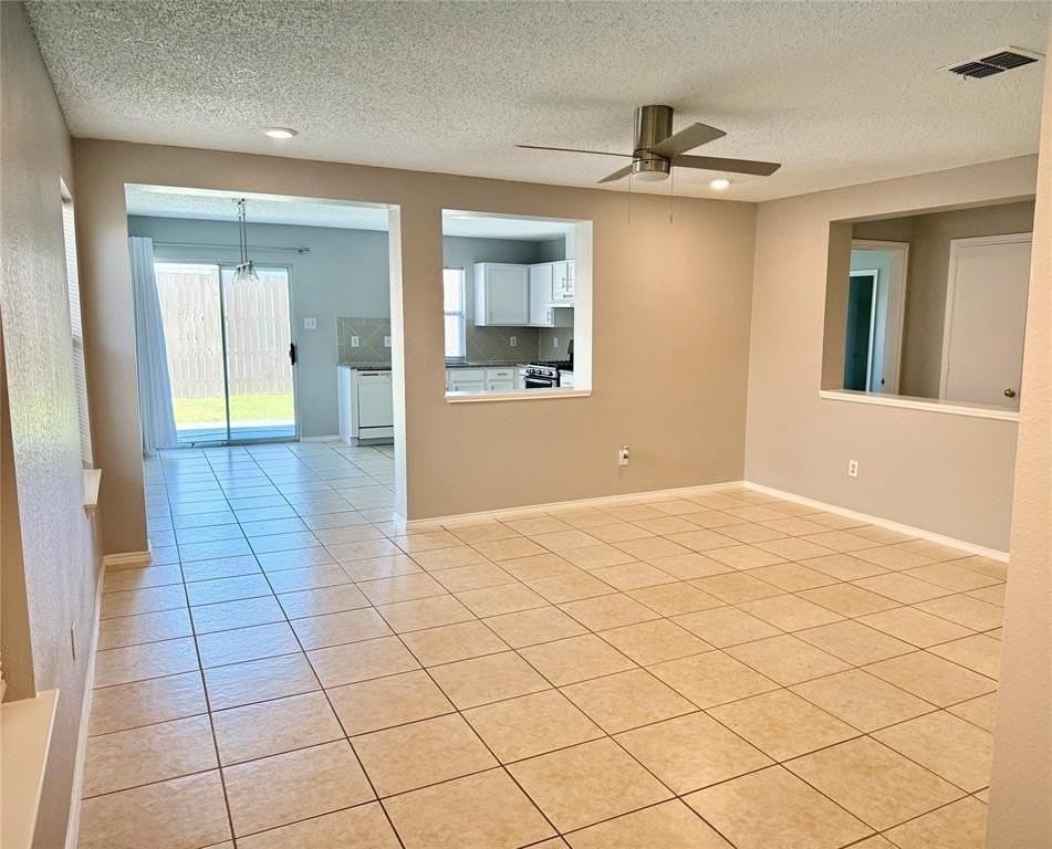 805 Gillon Dr - Photo 2 of 12