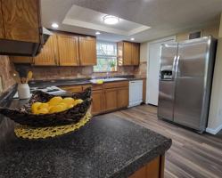 featured image of 4121 Apache Trl