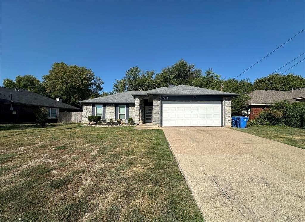 7814 Bob White Dr - Photo 2 of 33