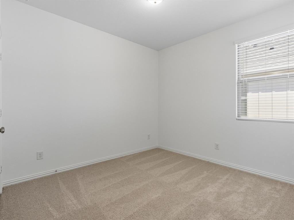 752 Waterhouse Lake Dr - Photo 6 of 27