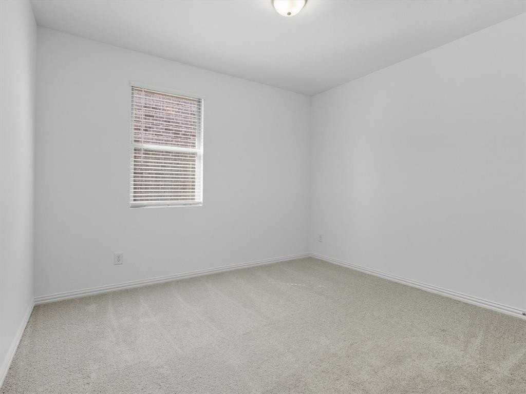 752 Waterhouse Lake Dr - Photo 7 of 27