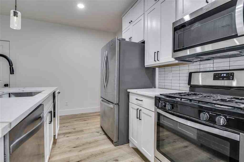 1724 Stella Ave - Photo 5 of 11