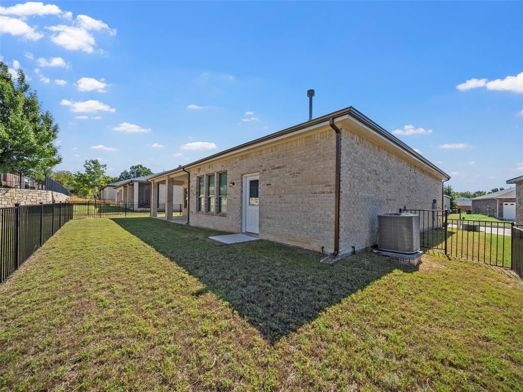 3712 Fireside Ln - Photo 6 of 28