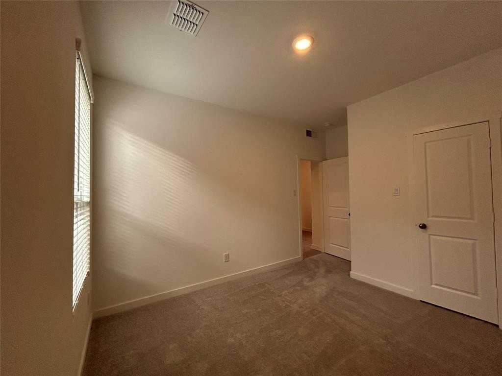 525 Hackney Dr - Photo 6 of 20