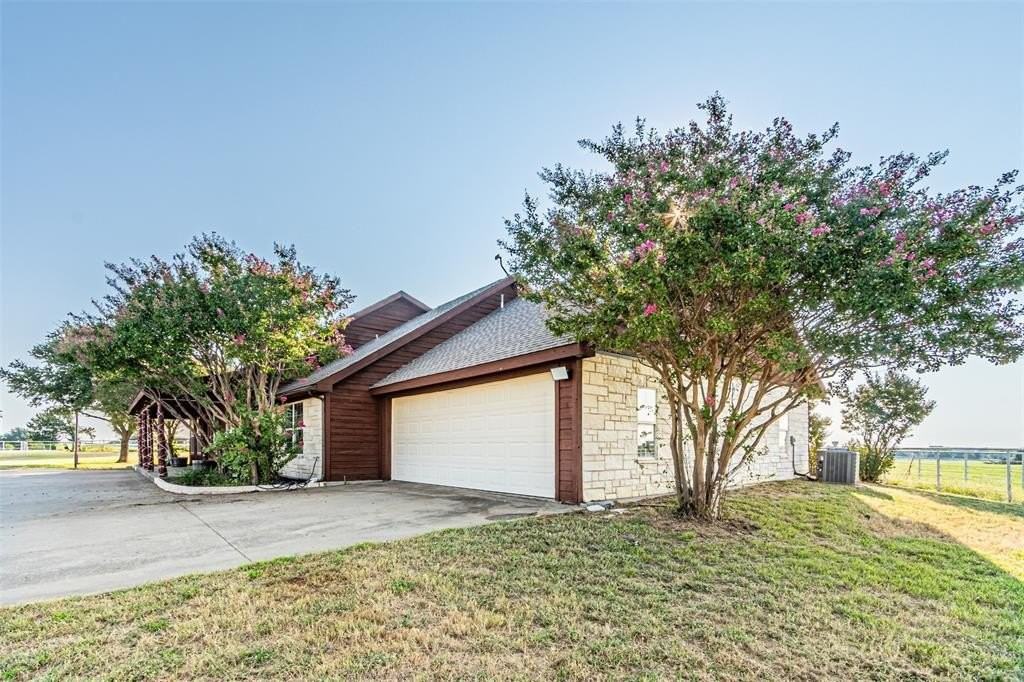 6840 Fm 424 - Photo 3 of 40