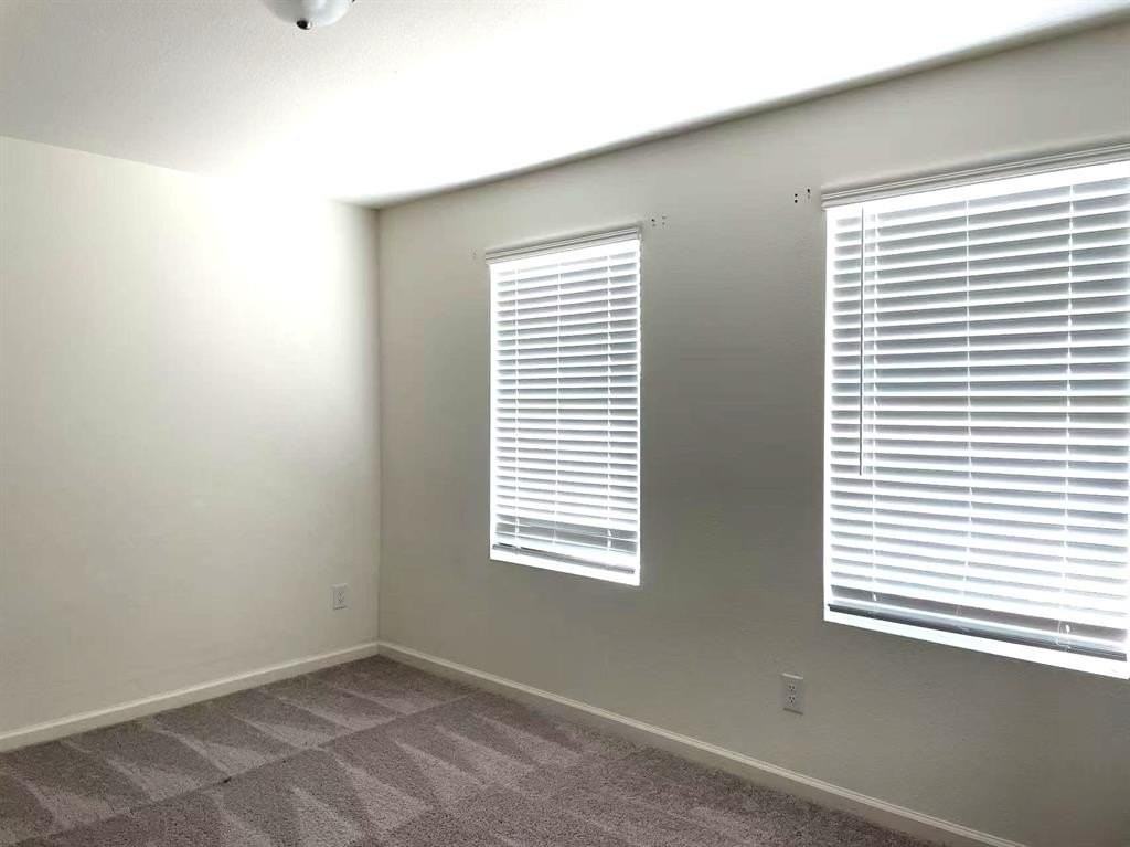 2909 Aspen Dr - Photo 5 of 10