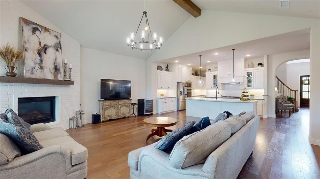 2912 Seattle Slew Dr - Photo 5 of 40